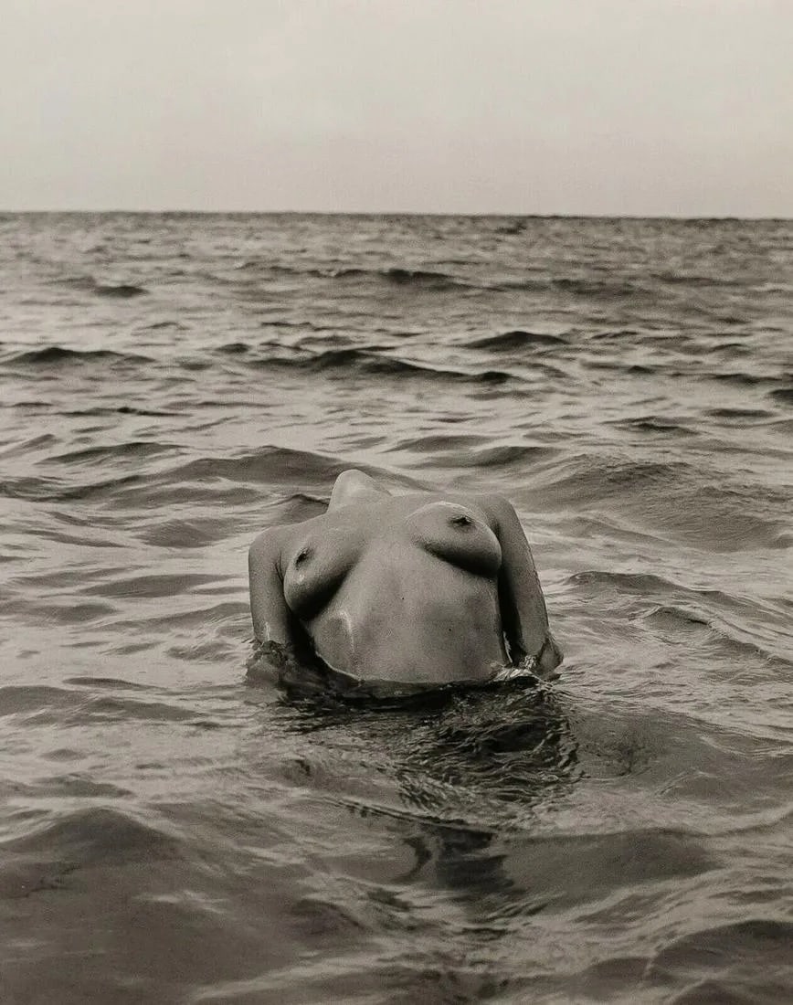 HERB RITTS, Floating Torso, St. Barthelemy, 1987 (1 of 1)