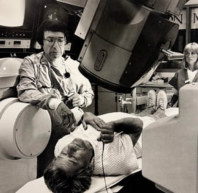 Helmut Newton, Helmut Newton with Dr. Simon Stertzer, Heart Institute, San Francisco, 1986