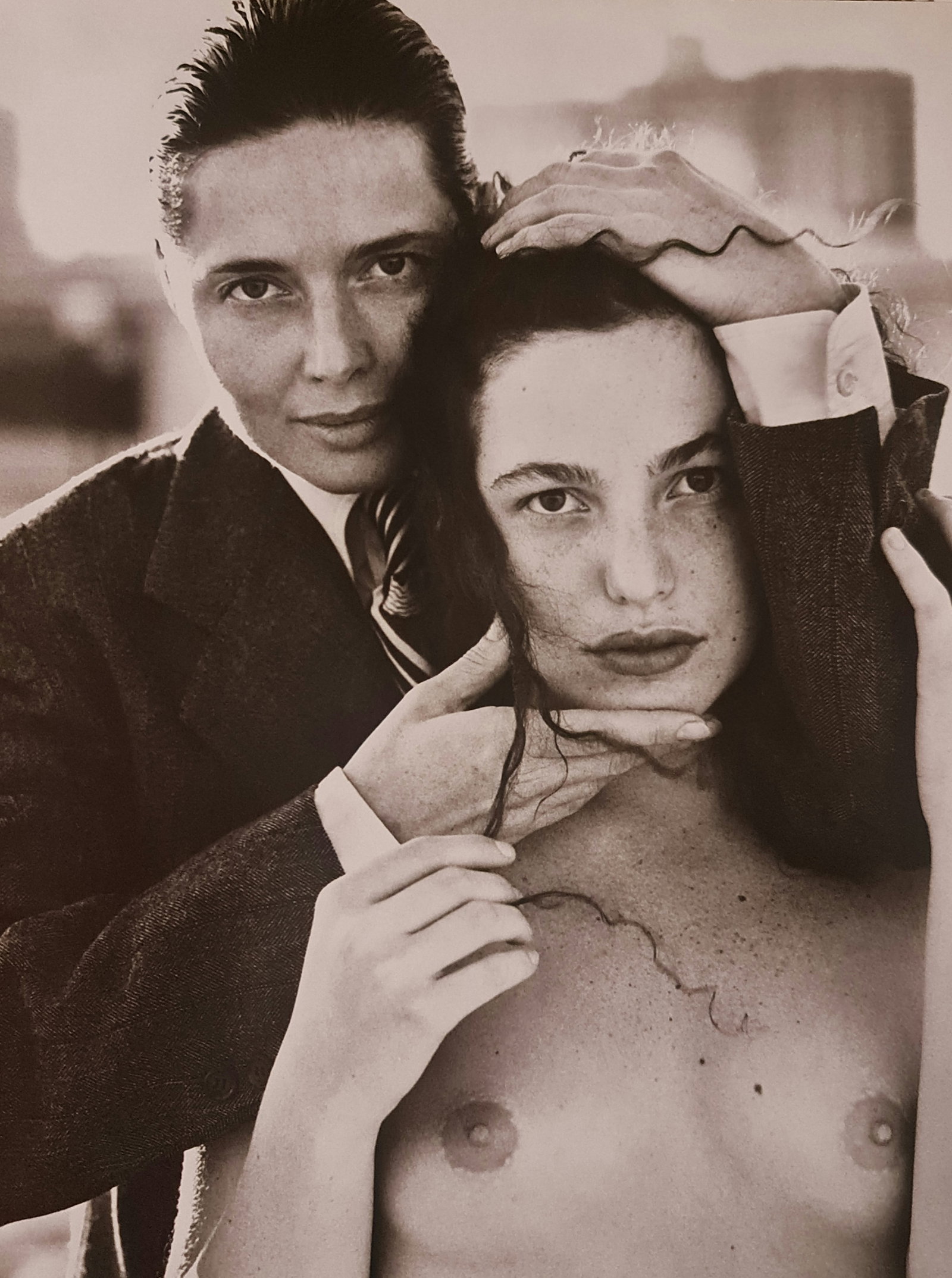 Look At That Face: Subject: Look At That Face Type Of Print: Fine Duotone Photo Engraving Date Of Print: 1992 Publisher: Warner Paper: Medium weight - satin/matte finish. Approximate Image Size: 10 x 14 inches Mount Boa