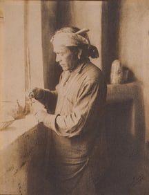 Edward S. Curtis, PLATE 16 United (Zuni Bead Worker), 1903