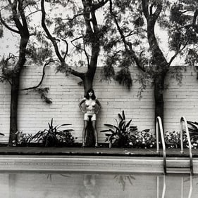 Helmut Newton, Big Nudes, 1981 - 2