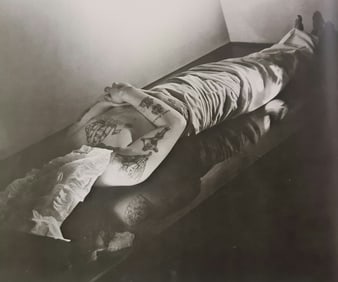 George Platt Lynes, Tattood man with bag on his head