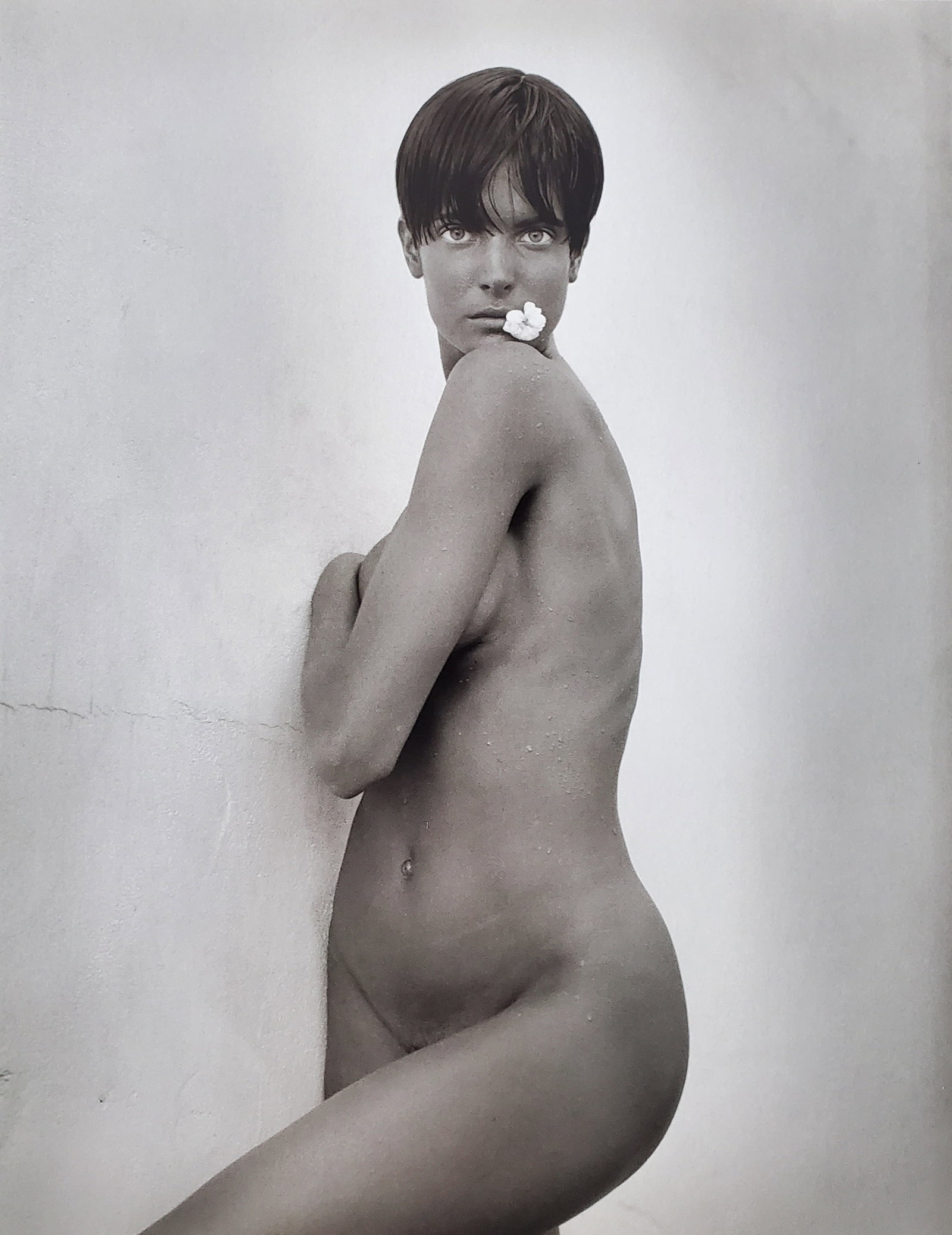 Herb Ritts In Piena Luce: Photographer: Herbert "Herb" Ritts (American, 1952 - 2002) - renowned fashion, art and celebrity photographer. Title: IN PIENA LUCE Type Of Print: Fine Duotone Photo Engraving Date Of Print: 2010 Pape