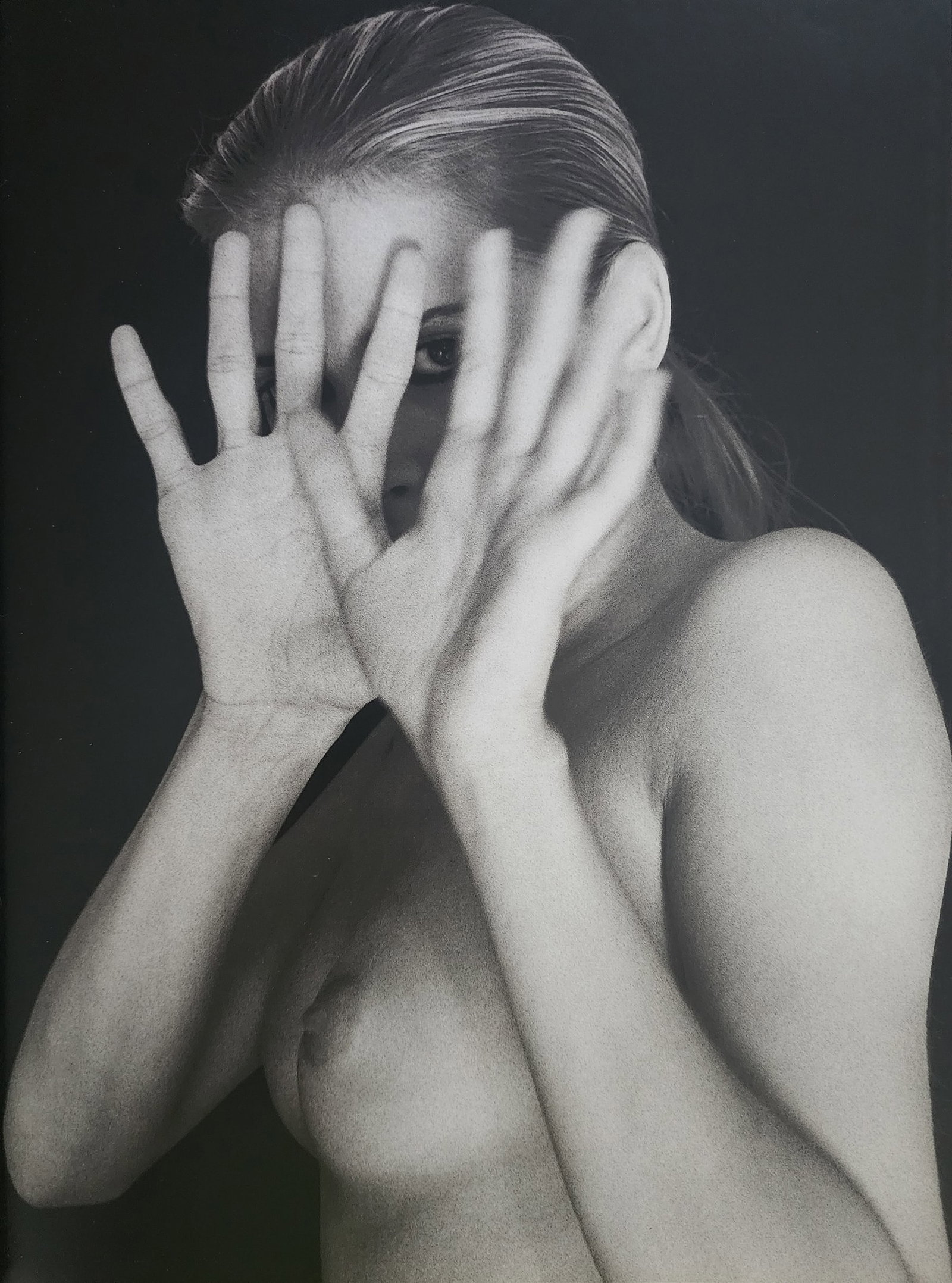 Stefan May, woman only 2009: Photographer: Stefan May is steadily commissioned by magazines such as Cosmopolitan, Elle, Max and Amica, and also works for major advertising clients. Other teNeues volumes featuring his photography 