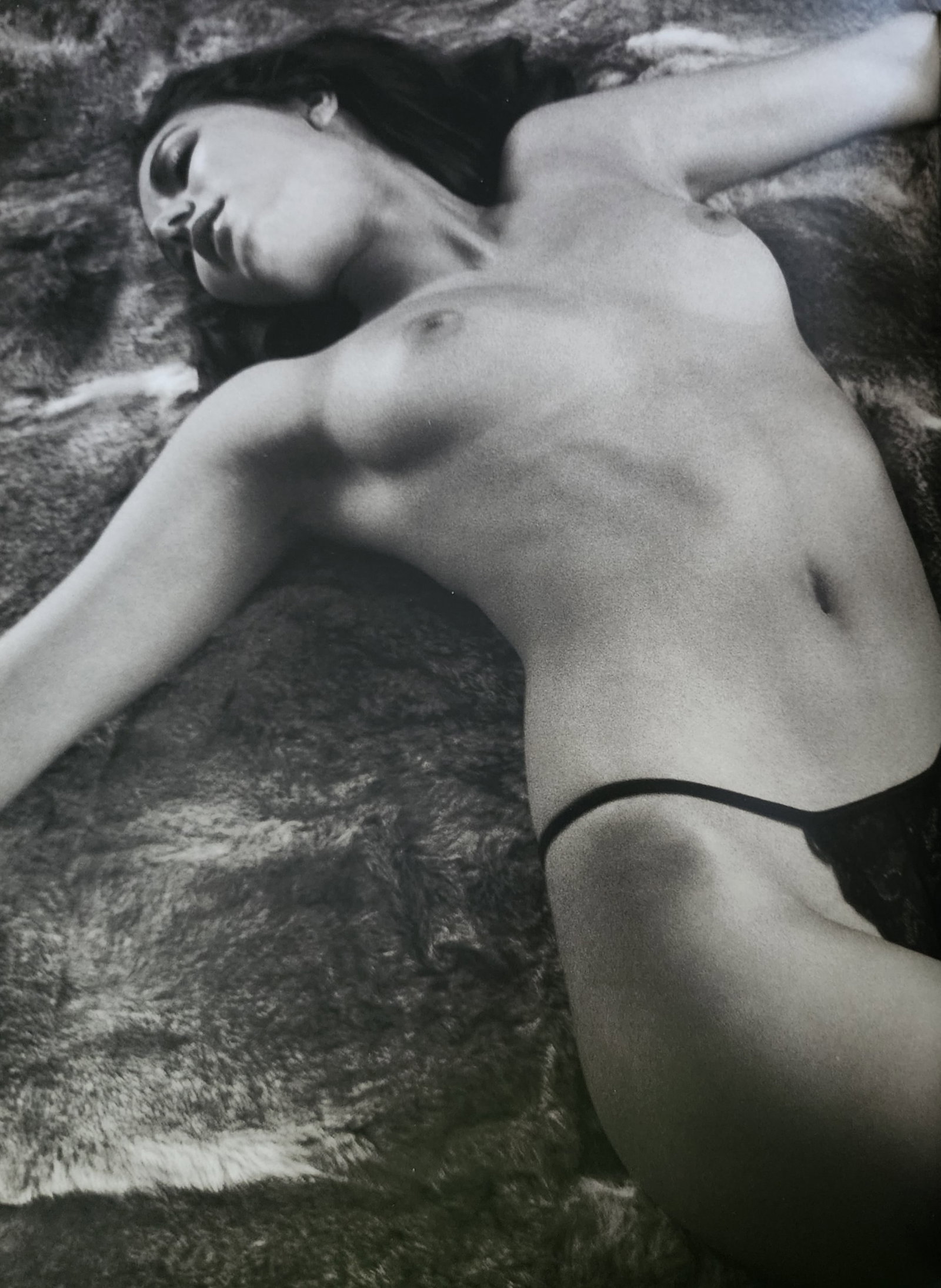 Stefan May, woman only 2009: Photographer: Stefan May is steadily commissioned by magazines such as Cosmopolitan, Elle, Max and Amica, and also works for major advertising clients. Other teNeues volumes featuring his photography 