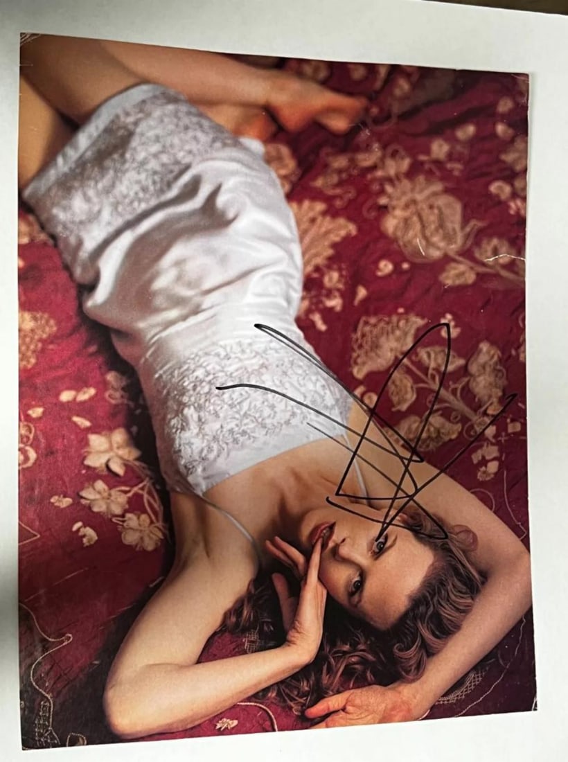 Nicole Kidman, Hand Signed Picture, 9"x11.5" (1 of 2)