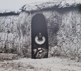 Herb Ritts, Nairoshi, Cow Dung Dwelling, 1994