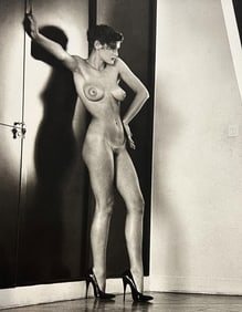 Helmut Newton, Sylvia In My Studio, 1981