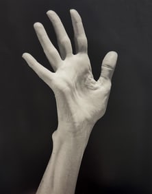 Robert Mapplethorpe, Lucinda's Hand, 1985
