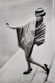 Richard Avedon, Dovima, Suit byb Dior, Grand Palais, Paris, 1955