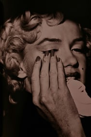 Marilyn Monroe, During the announcing of her divorce with Joe DiMaggio, 1954