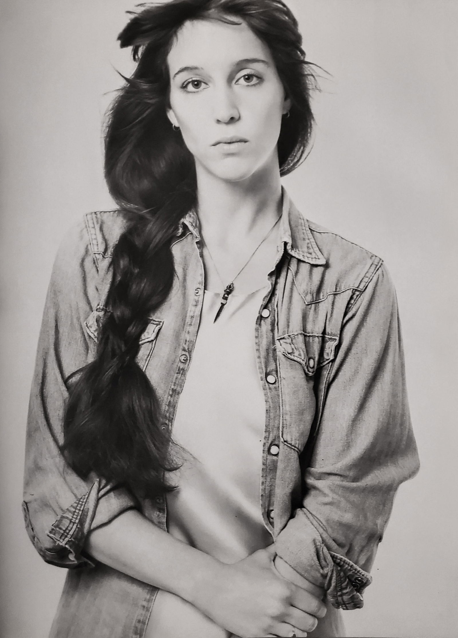 Richard Avedon, Elizabeth Avedon, New York studio, 1977: Photographer: Richard Avedon (American, 1923 - 2004) - internationally renowned portrait and fashion photographer, one of the most important and influential photographers during the last half of the t