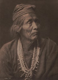 Edward S. Curtis, Plate 17 Nesjaja Hatali Navajo, Ca, 1904