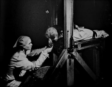 Hiroshi Sugimoto, The Guillotine, 1994