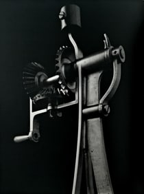 Hiroshi Sugimoto, Mechanical Form : 0033, 2004