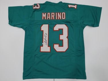 Dan Marino, Authographed Football Jersey, Beckett Authenticated Sports Memorabilia