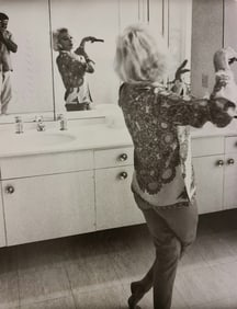 Marilyn in a borrowed house