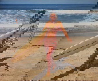 Leroy Grannis, Gail Yarbrough, Hermosa Beach, 1964