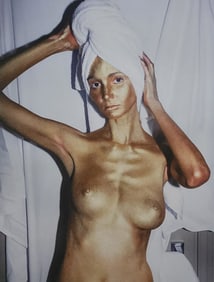 Leonardo Glauso, Gold Painted Model, 2021
