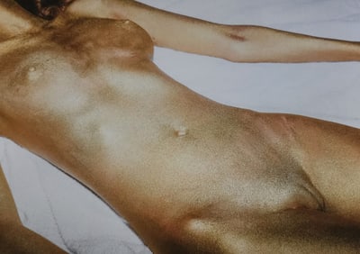 Leonardo Glauso, Gold Painted Model, 2021