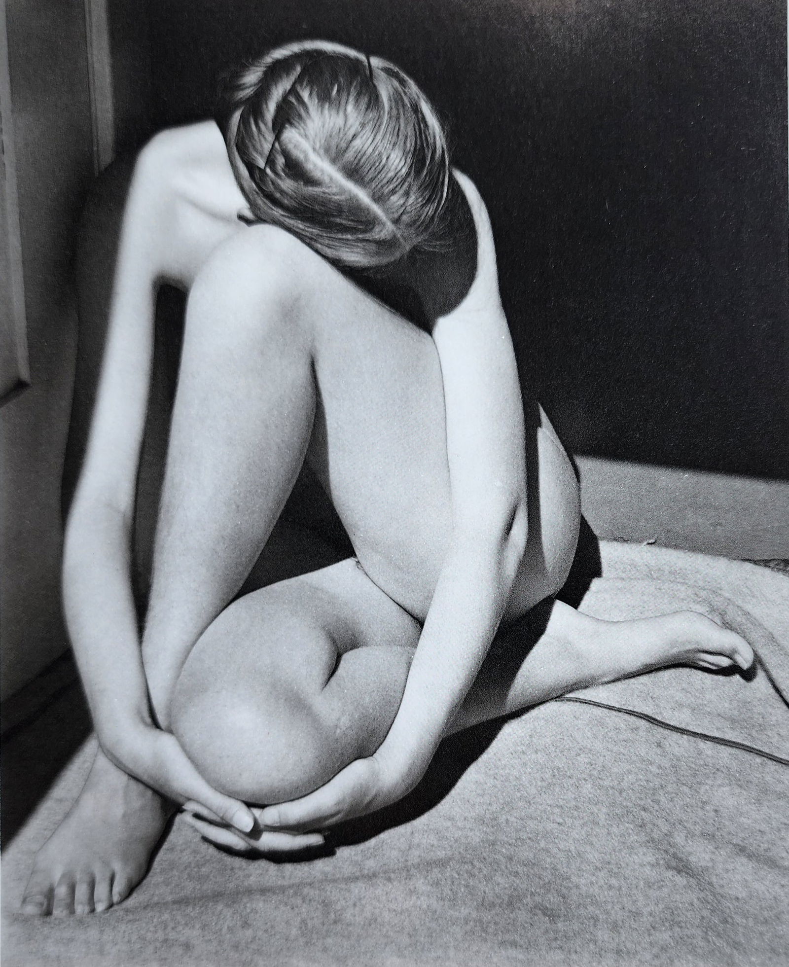 Edward Weston - Nude #82, 1936: Photographer: Edward Weston 1886-1958) was a 20th-century American photographer, considered "one of the most innovative and influential American photographers". His photography revealed a focus on the