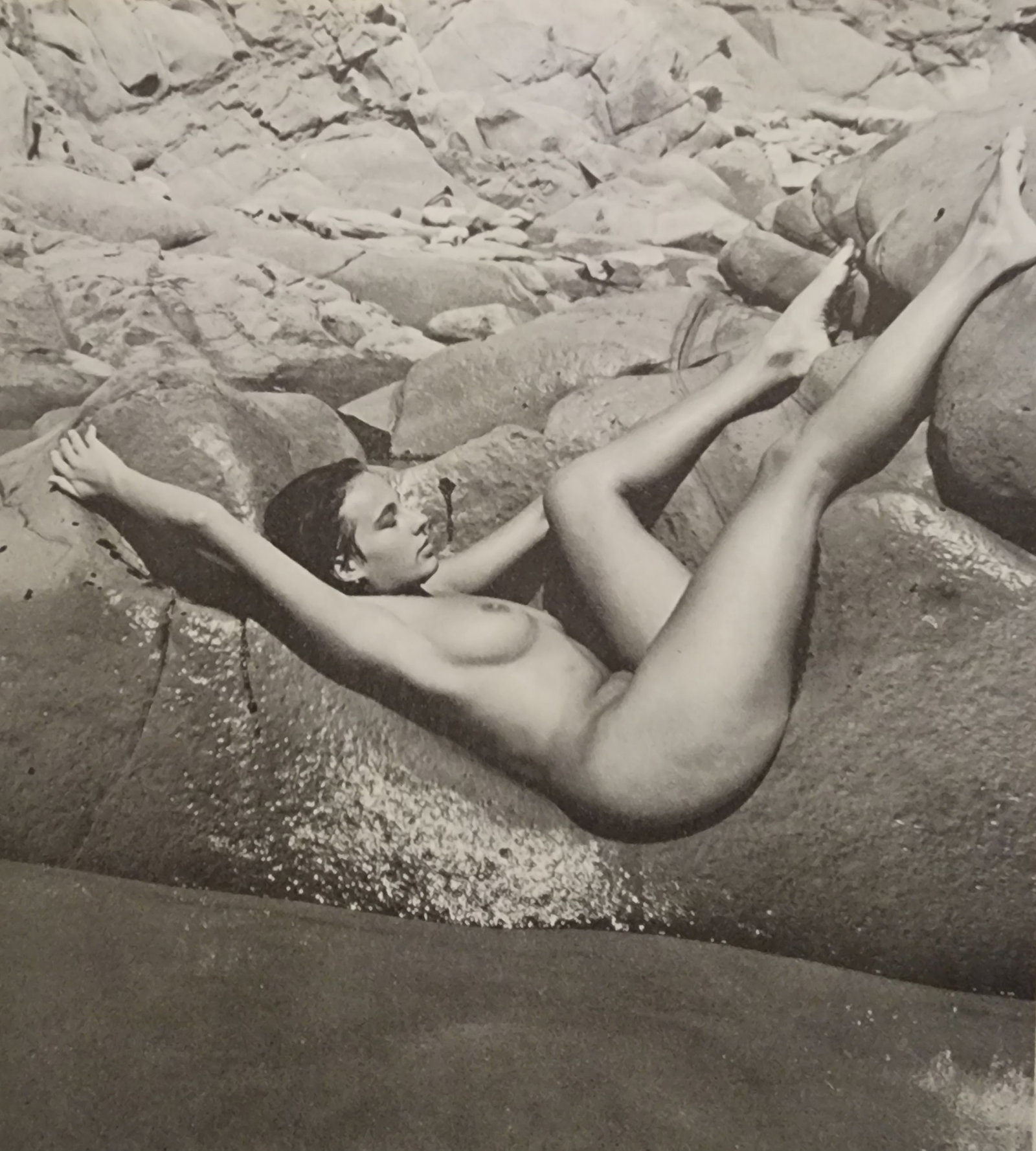 Andre de Dienes, Vintage Artistic Nudes, 1973: Artist / Photographer: Andre de Dienes Title/Subject: Vintage Artistic Nudes, 1973 Condition: Extra Fine - Excellent Type Of Print: Authentic Sheet Fed Photogravure/Heliogravure. Paper: Medium weight,