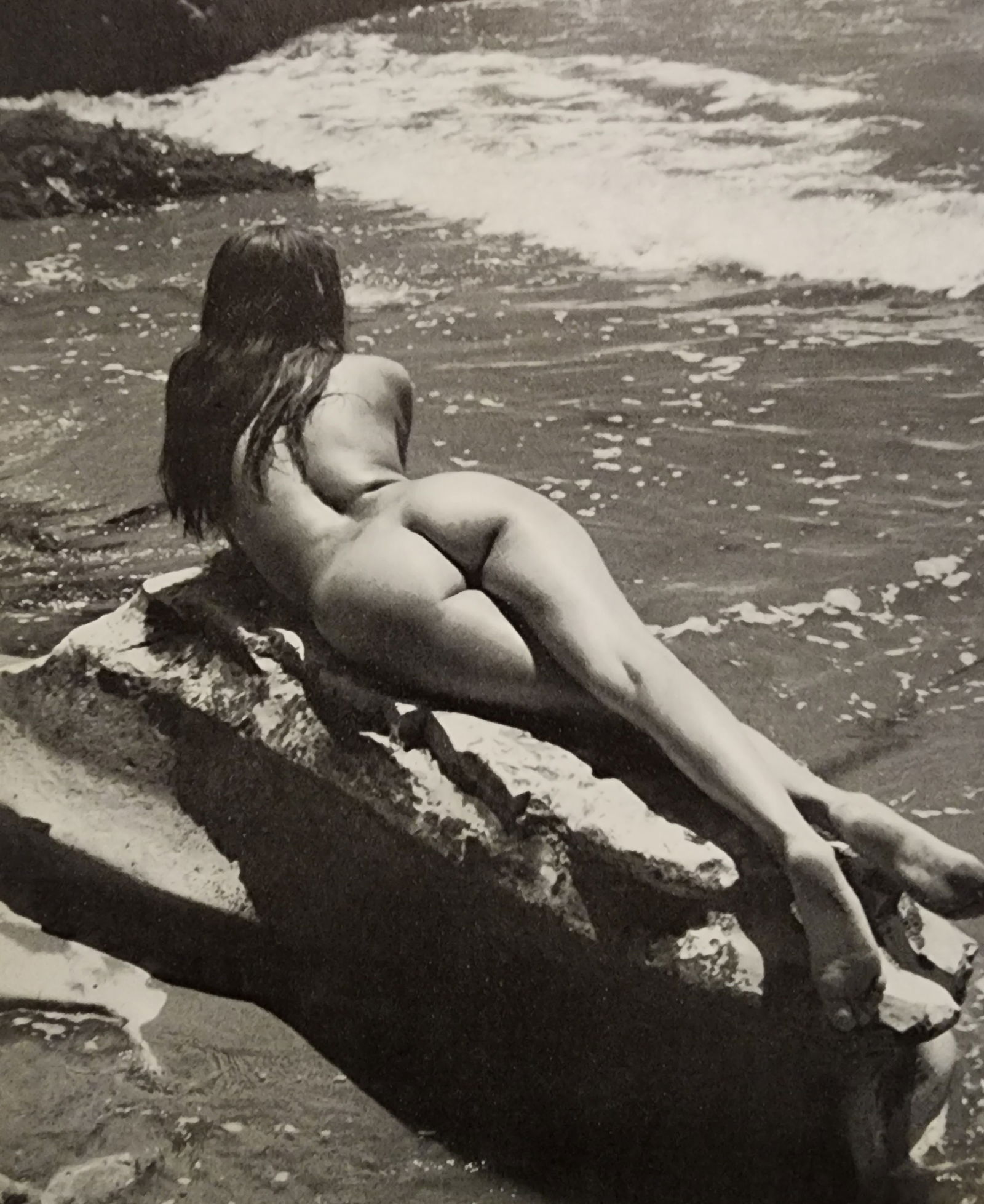 Andre de Dienes, Vintage Artistic Nudes, 1973: Artist / Photographer: Andre de Dienes Title/Subject: Vintage Artistic Nudes, 1973 Condition: Extra Fine - Excellent Type Of Print: Authentic Sheet Fed Photogravure/Heliogravure. Paper: Medium weight,