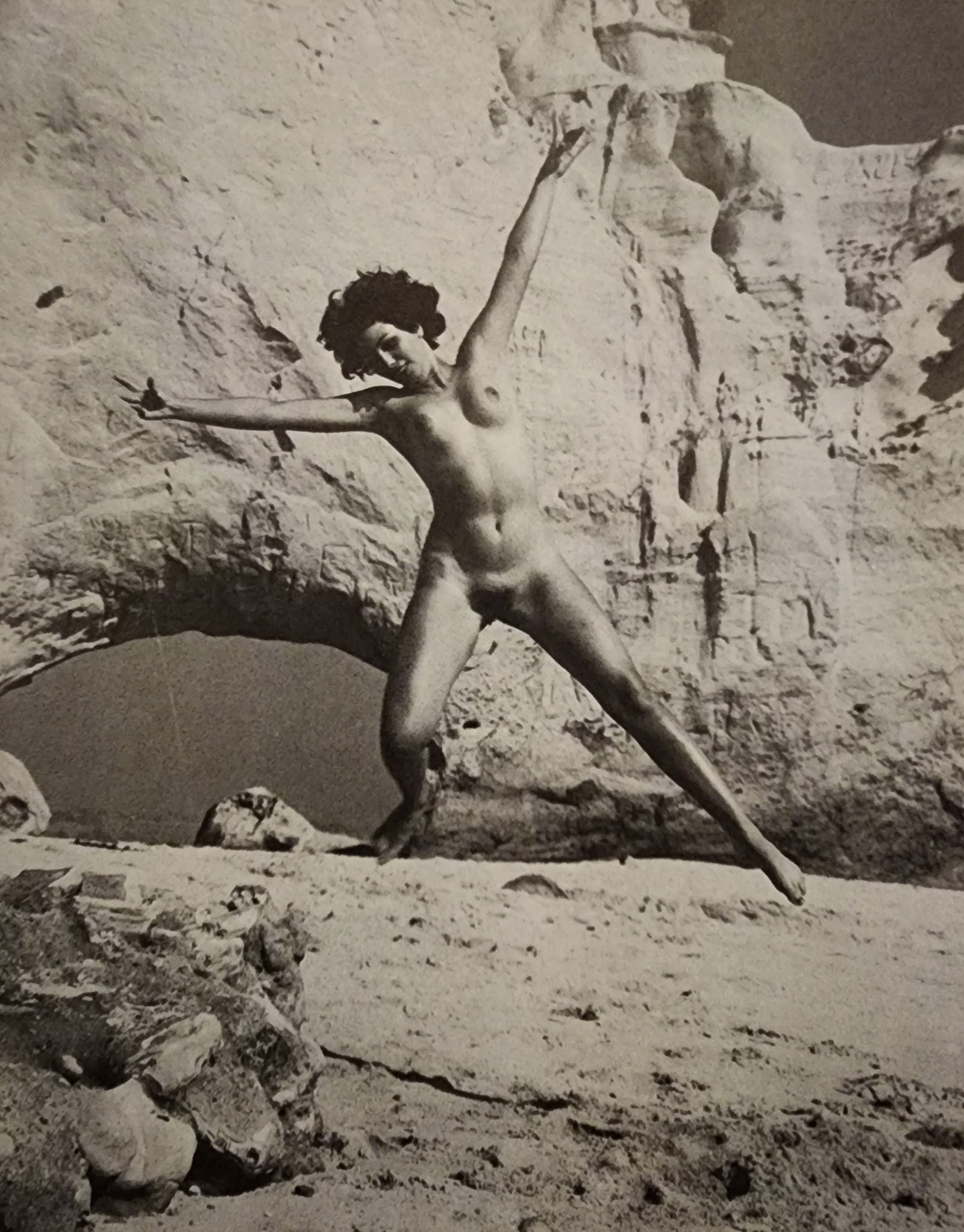 Andre de Dienes, Sun Warmed Nudes, 1965: Artist/Photographer: Andre de Dienes Title/Subject: Sun Warmed Nudes, 1965 Condition: Extra Fine - Excellent Type Of Print: Authentic Sheet Fed Photogravure/Heliogravure. Paper: Medium weight, satin/m