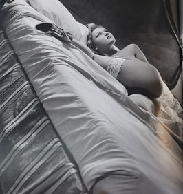 Guido Argentini, Tess laying in bed