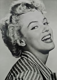 Marilyn Monroe close up headshot