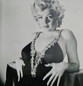 Marilyn Monroe on set of, 'Gentlemen Prefer Blondes' - 2