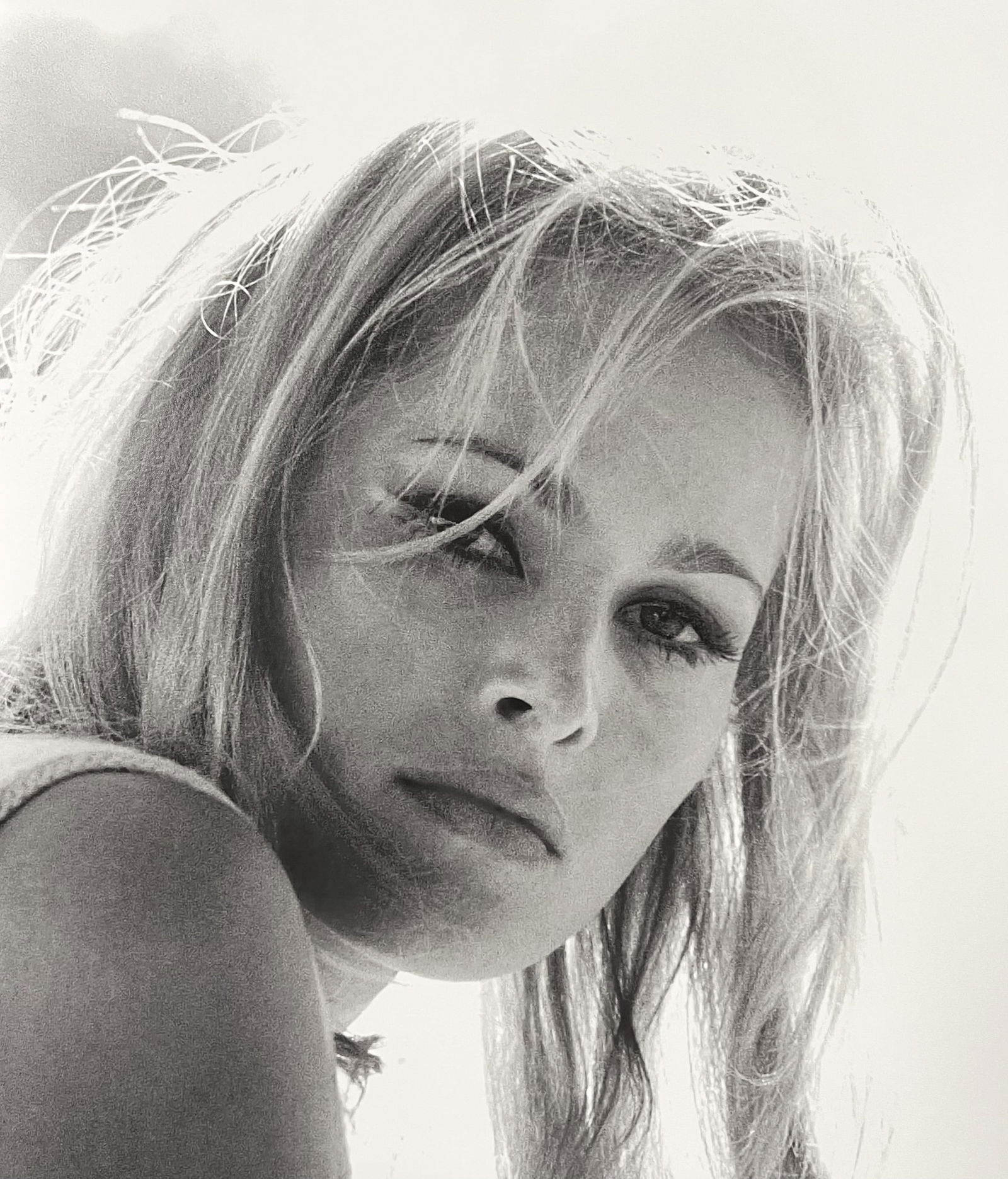 Terry O'Neill, Ursula Andress On Set For She, 1965 (1 of 1)