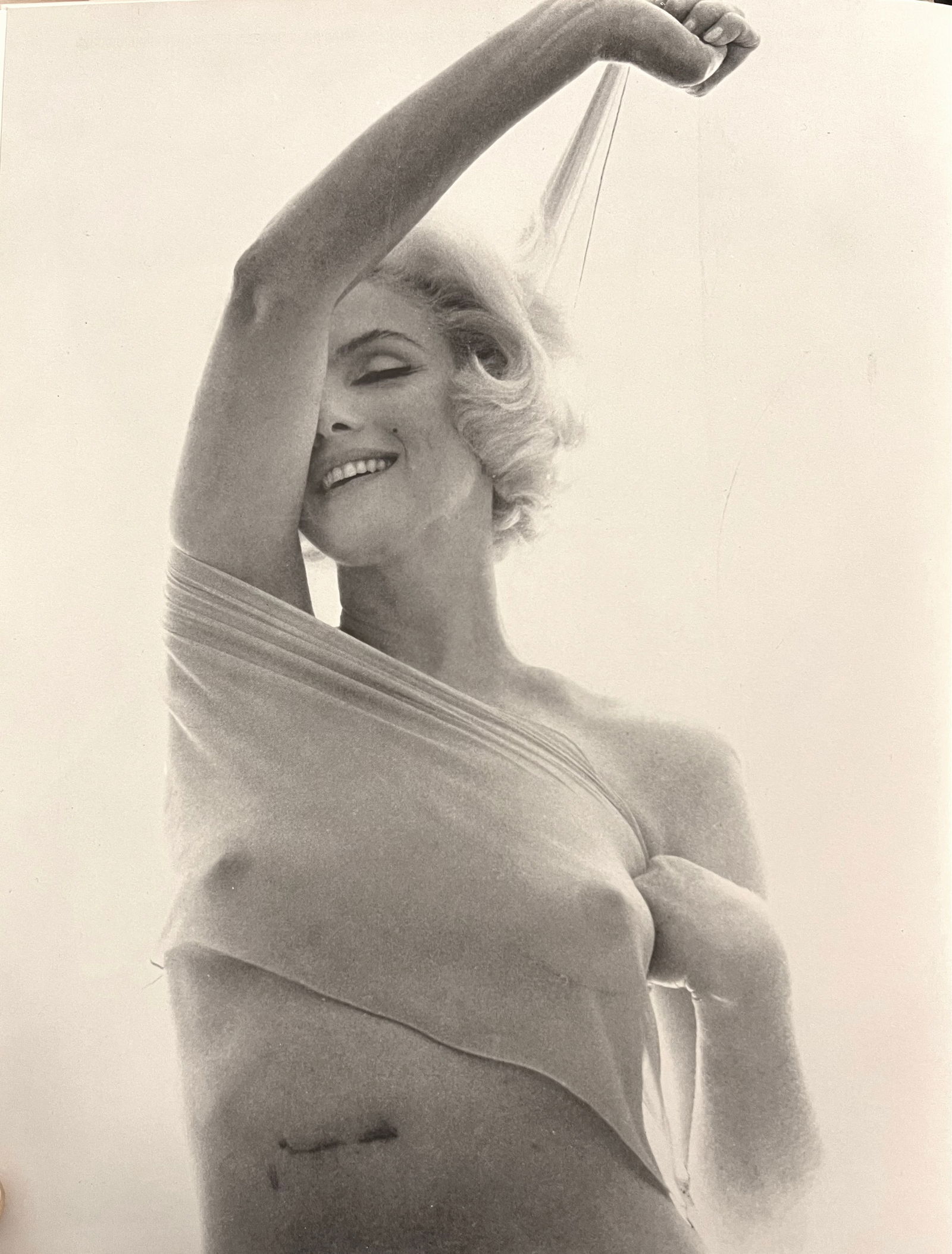 Bert Stern, Marilyn Monroe The Last Sitting - 1962: Photographer: Bert Stern: Bert Stern, the famous commercial and fashion photographer of the 60s, was the last to be granted a sitting by Marilyn Monroe six weeks before her tragic death. The three-day