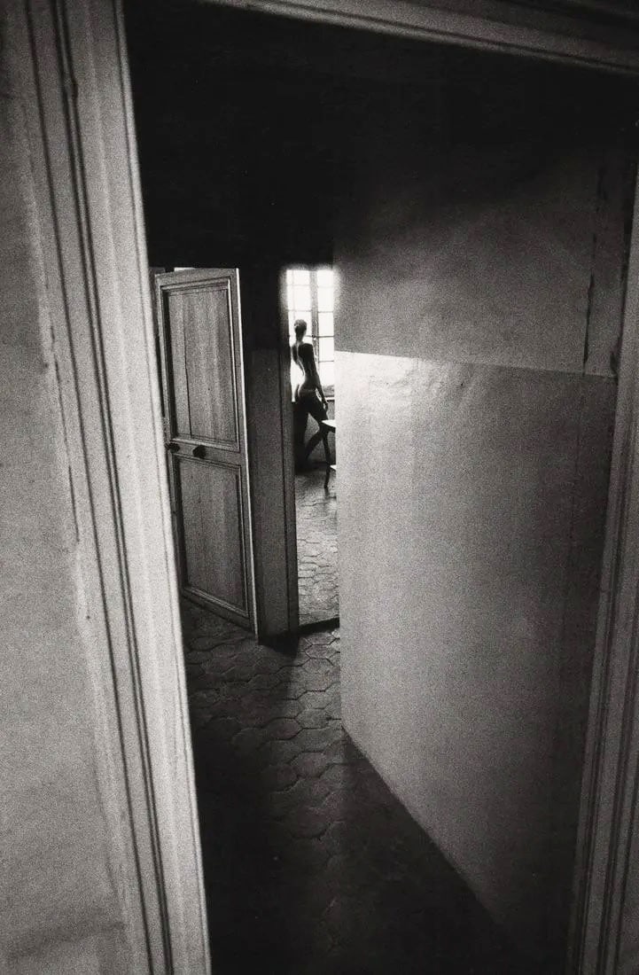 JEANLOUP SIEFF- Distant, 1972: Photographer: Jeanloup Sieff (French, 1933 - 2000) - French photographer critically acclaimed for his portraits, landscapes, nude studies and fashion imagery. He often made use of a wide angle lens, i