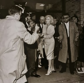 Marilyn Monroe, leaving Columbia Presbyterian Medical Center, 1961