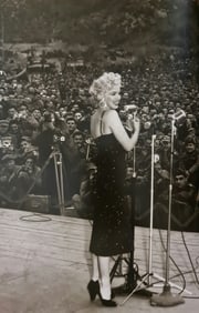 Marilyn Monroe, Playing for the American soldiers in Korea, 1954