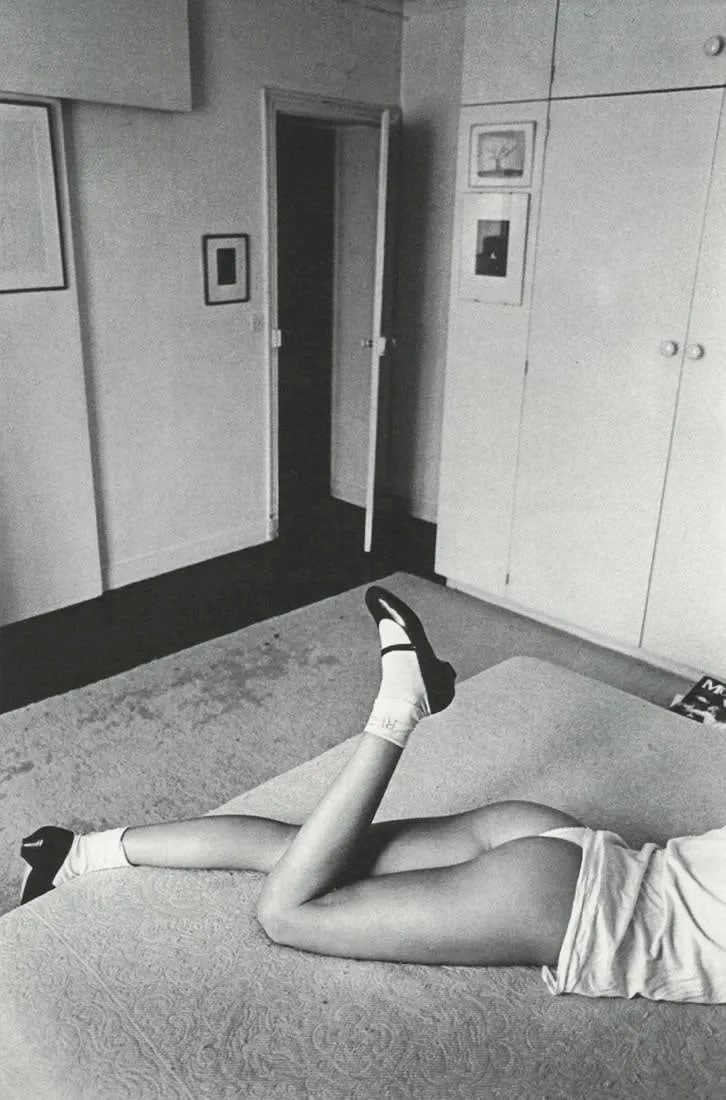 Jeanloup Sieff, Carol showes - 1981: Photographer: Jeanloup Sieff (French, 1933 - 2000) - French photographer critically acclaimed for his portraits, landscapes, nude studies and fashion imagery. He often made use of a wide angle lens, i