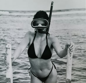 Robert Mapplethorpe, Lisa Lyon with snorkel, 1983, 6 x 6