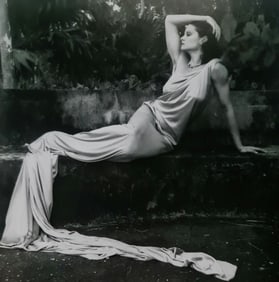 Robert Mapplethorpe, Lisa Lyon on step