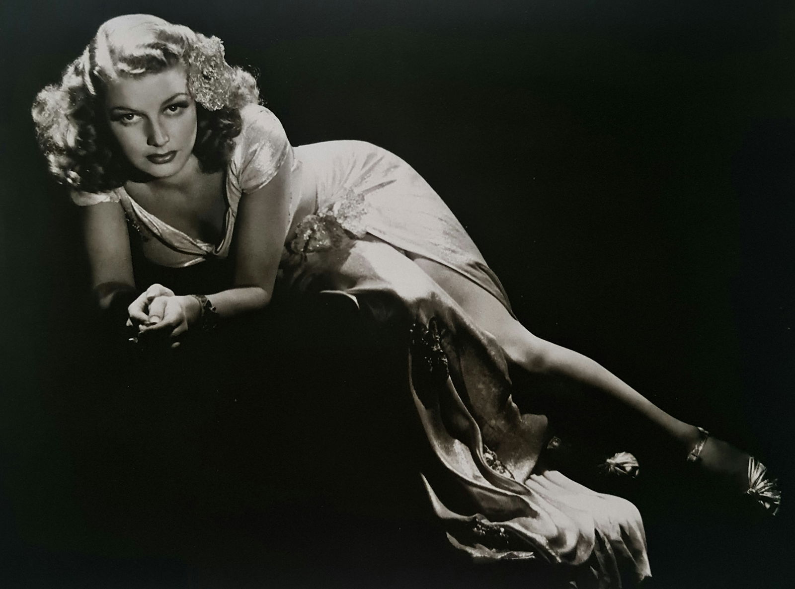 George Hurrell, Ann Sheridan, 1939: Photographer: George Edward Hurrell (June 1, 1904 – May 17, 1992) was a photographer who contributed to the image of glamour presented by Hollywood during the 1930s and 1940s.Title: Ann Sheridan, 19