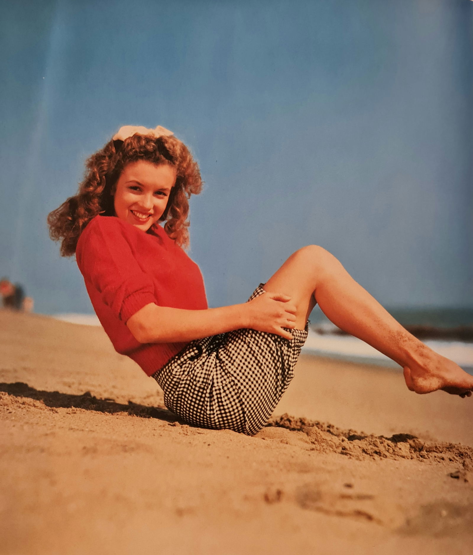 Andre de Dienes, Marilyn Monroe as Norma Jeane on the beach, 1945 (1 of 1)