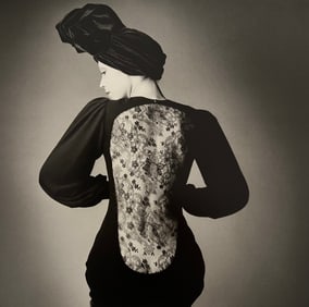 Jeanloup Sieff, Robe d'Yves Saint-Laurent Vogue Paris 1970