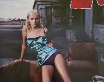 Jacques Olivar, Lady in Blue, Los Angeles, 2006