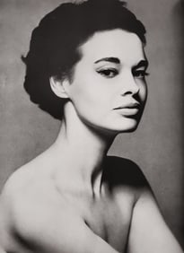 Richard Avedon, Gloria Vanderbilt, New York studio, 1953