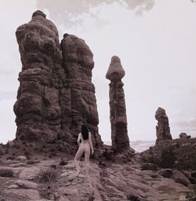 Ray Valentine, Woman in nature, 2000s