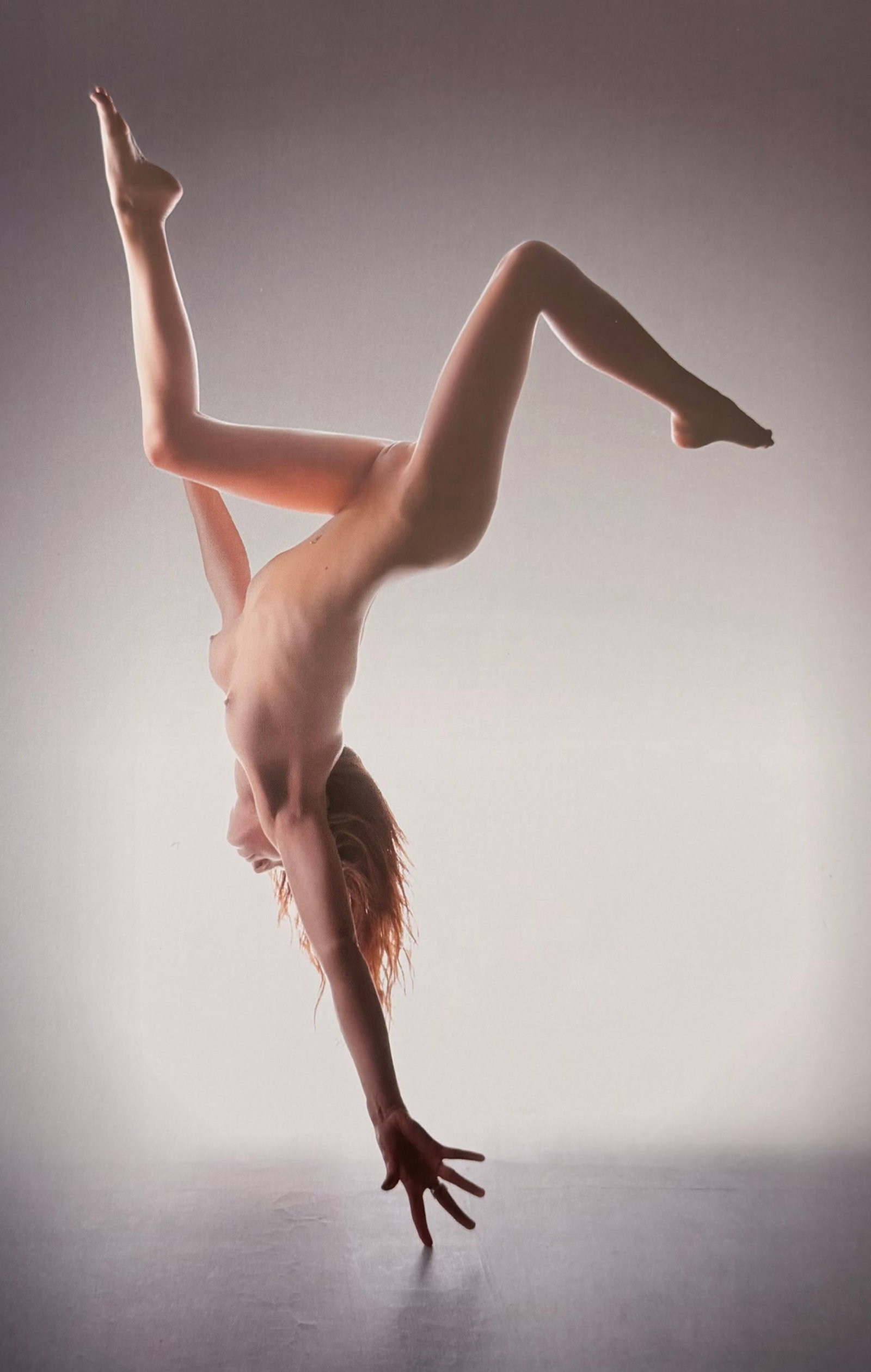 Best nude contemporary Photography, 2019: Artist/Photographer: Various Photographers Title/Subject: Best nude contemporary Photography Type Of Print: Authentic Sheet Fed Photogravure/Heliogravure. Date Of Print: 2019 Paper: Medium weight, sat