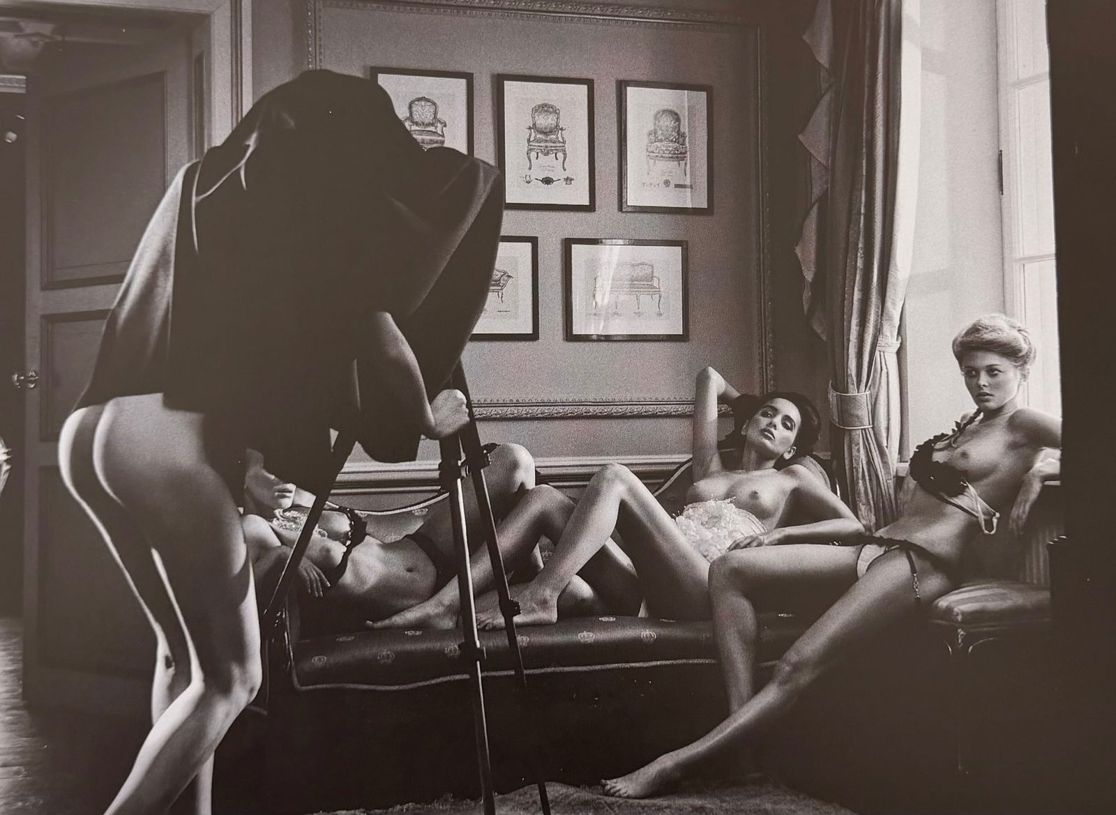 Best nude contemporary Photography, 2019: Artist/Photographer: Various Photographers Title/Subject: Best nude contemporary Photography Type Of Print: Authentic Sheet Fed Photogravure/Heliogravure. Date Of Print: 2019 Paper: Medium weight, sat