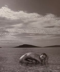 Best nude contemporary Photography, 2019