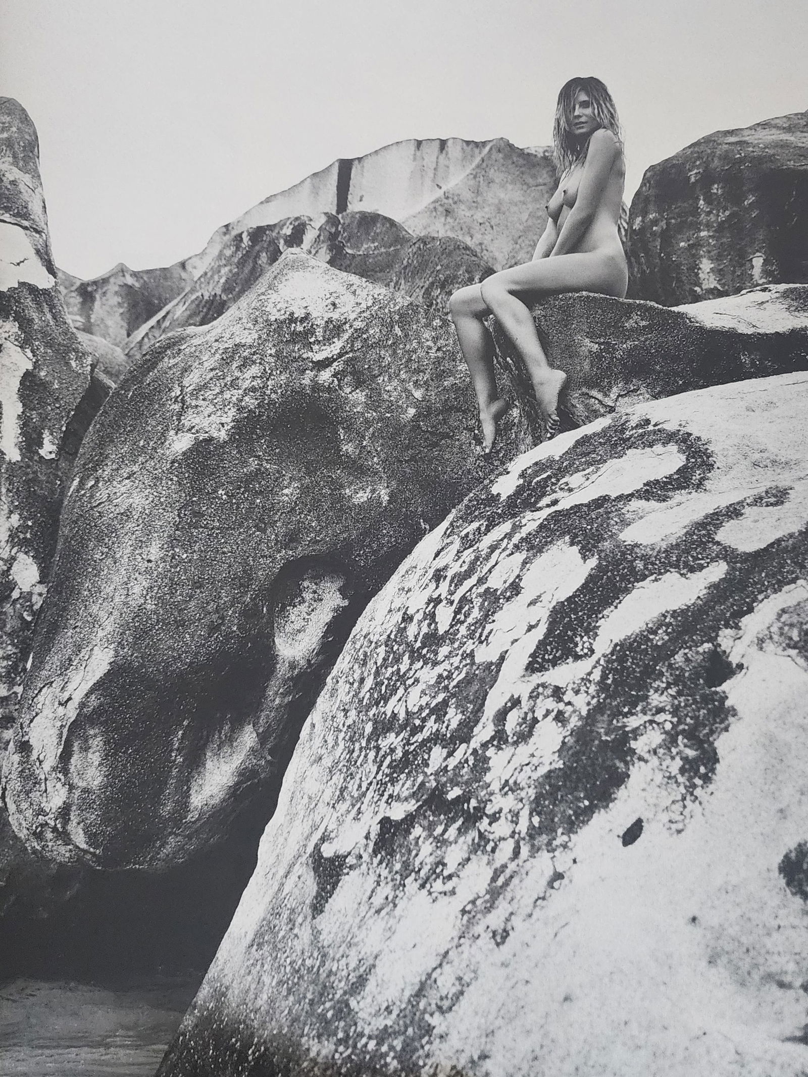 Heidi Klum 22x18 Inches by Rankin, 2017: Artist/Photographer: Rankin Title/Subject: Heidi Klum Type Of Print: Authentic Sheet Fed Photogravure/Heliogravure. Date Of Print: 2017 Paper: Medium weight, satin/matte finish. Print Origin: Italy Ap