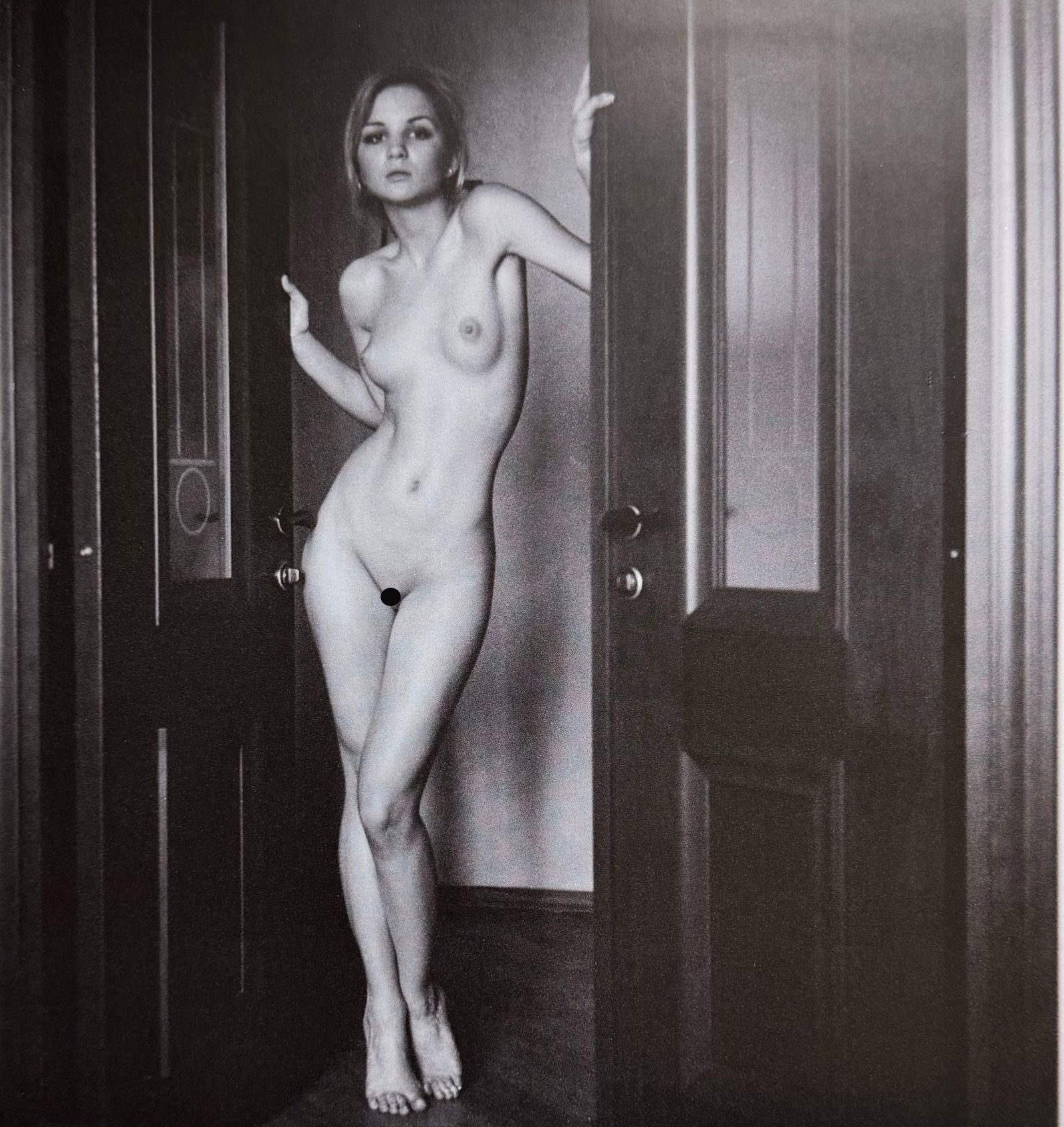 Dimitry Ocapala, Best nude contemporary, 2019 (1 of 1)